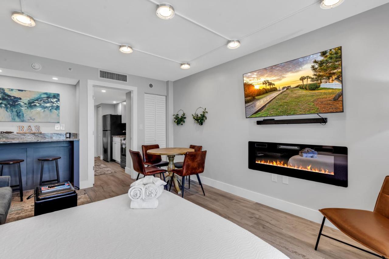Breakers Tower 1Br Oceanfront Condo マートルビーチ エクステリア 写真