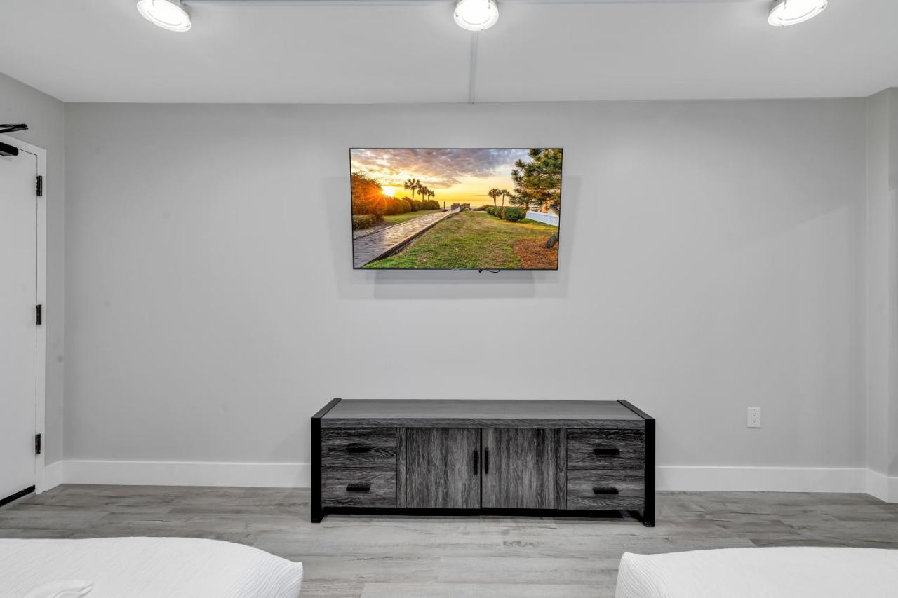 Breakers Tower 1Br Oceanfront Condo マートルビーチ エクステリア 写真